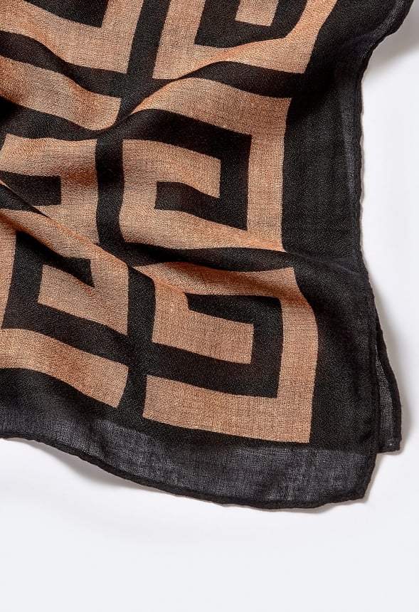 Jade Geometric Interlocking Large Woven Scarf - Image 4