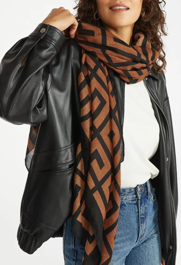 Jade Geometric Interlocking Large Woven Scarf - Image 5