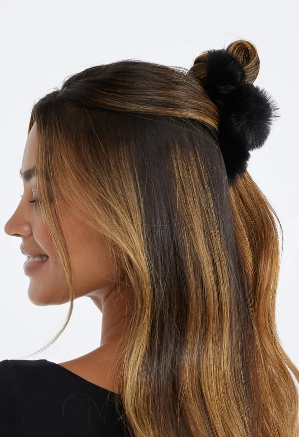 Jenna Fluffy Faux Fur Hair Claw - Image 2
