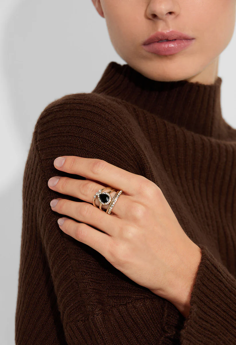 Jet Glass Stone Teardrop Ring Set - Image 2