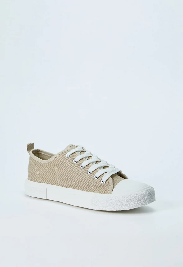 Jeymi Low Top Sneaker - Image 7