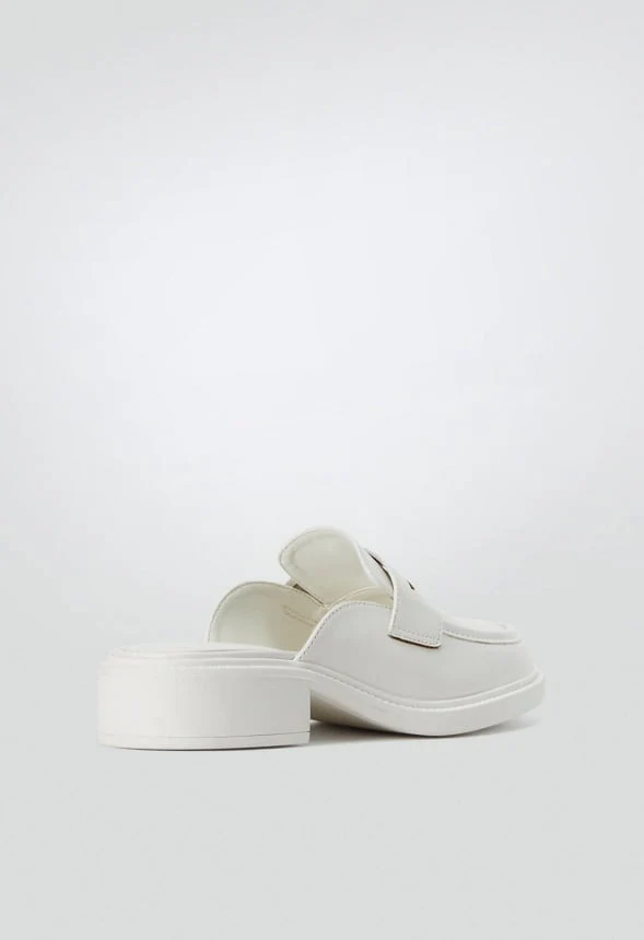 Jezzy Mule Loafer - Image 5