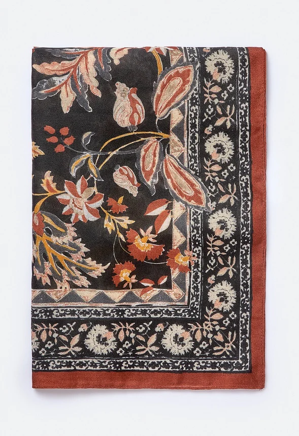 Joelle Floral Large Woven Scarf - Image 5
