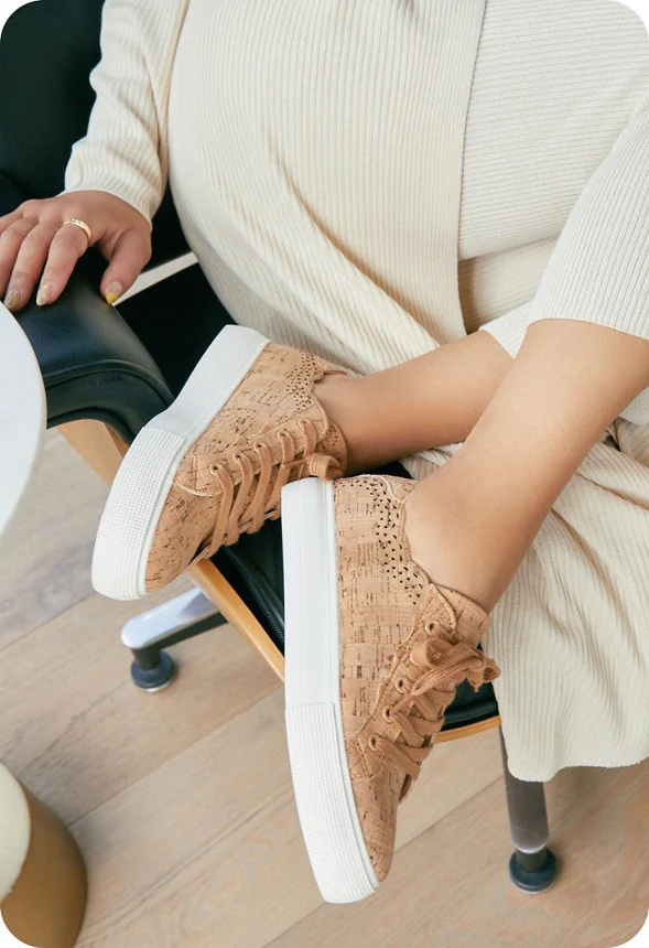 Jordan Eyelet Platform Sneaker - Image 5