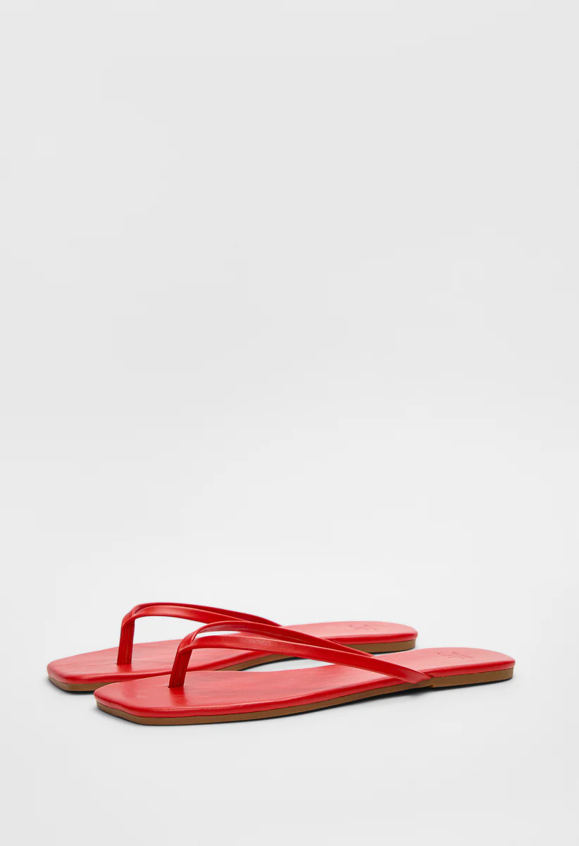 Julia Flat Sandal - Image 6