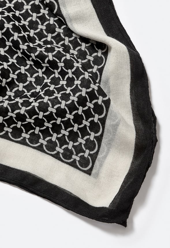 Kalani Chain Link Large Woven Scarf - Image 4
