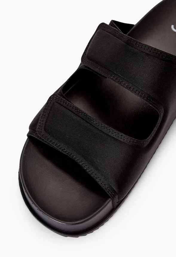 Kamalla Flat Sandal - Image 4