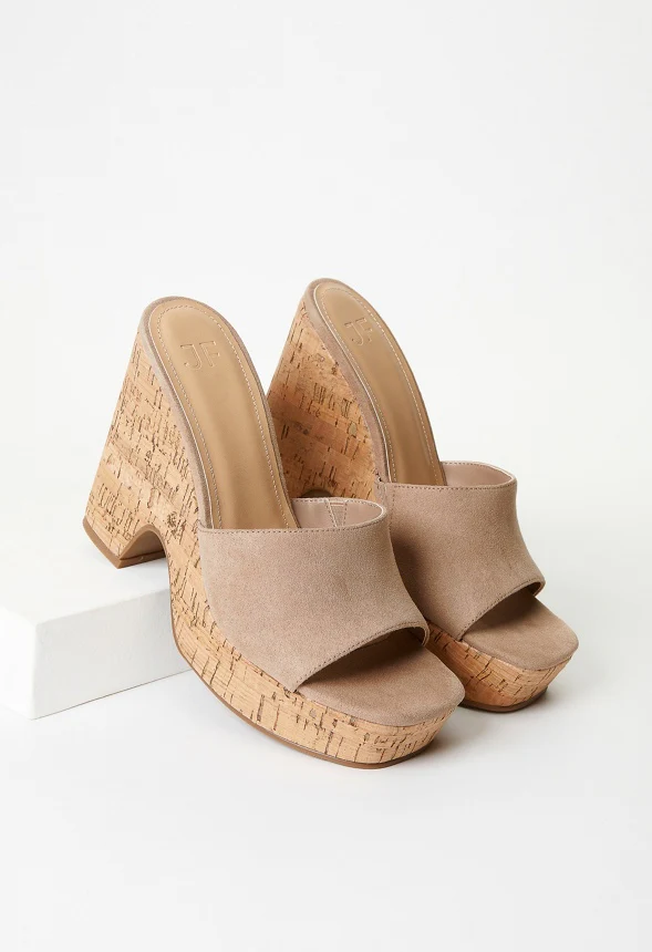 Kara Wedge Sandal - Image 6