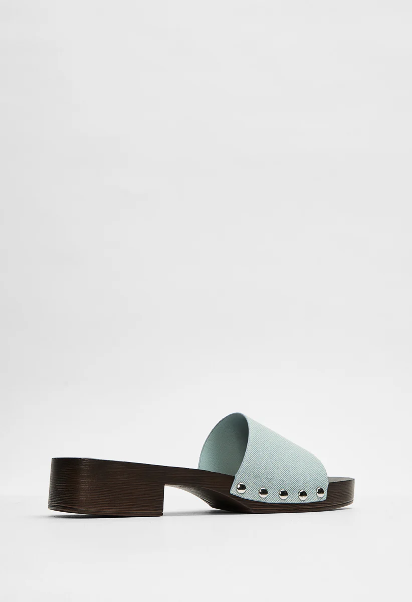 Kelilah Flat Sandal - Image 4