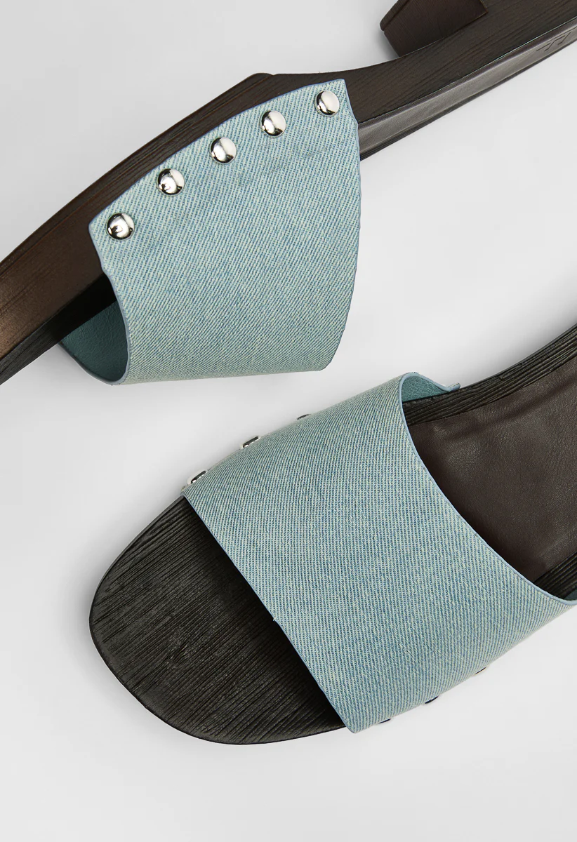 Kelilah Flat Sandal - Image 6