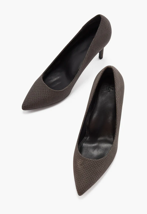 Khloy Classic Pump - Image 6