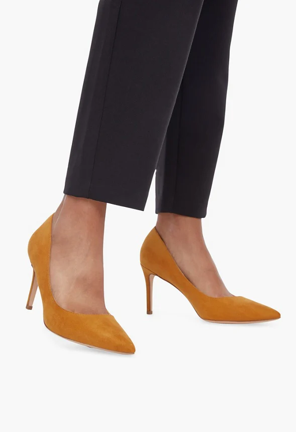 Khloy Classic Pump - Image 5