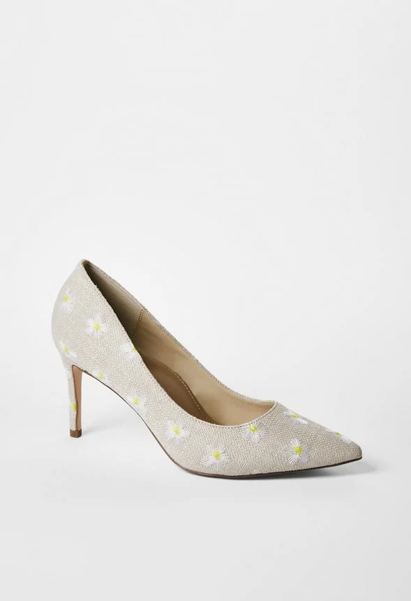 Khloy Classic Pump - Image 4
