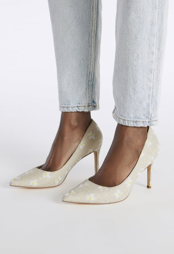 Khloy Classic Pump - Image 6