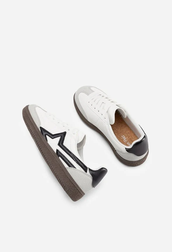 Kids Low Top Sneaker - Image 4