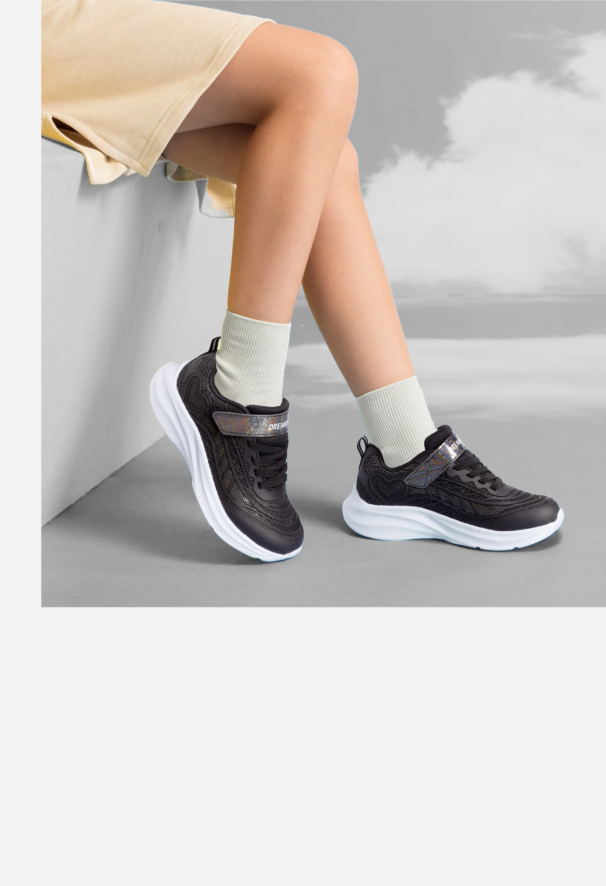 Kids' Sparkle Lightweight Athletic Sneakers - Image 4