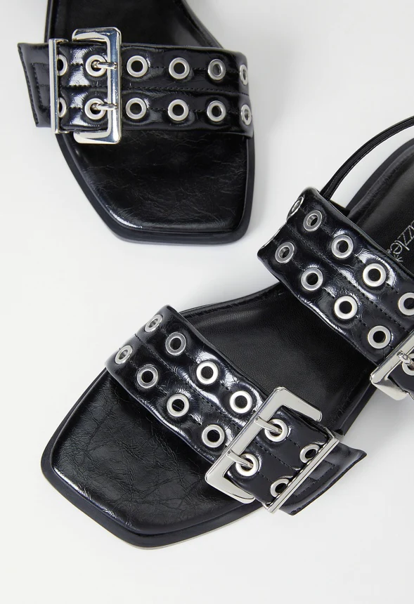 Kiki Flat Sandal - Image 7