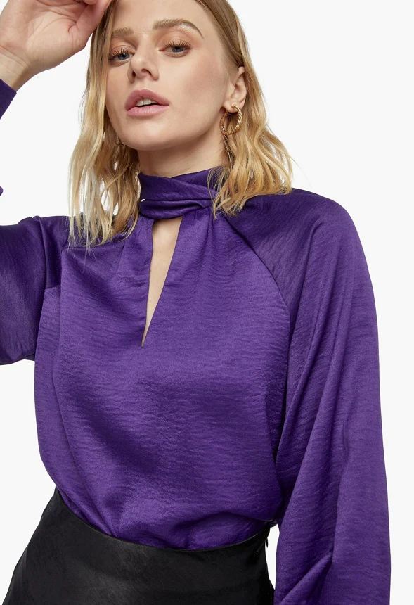 Knotted Collar Satin Blouse - Image 4