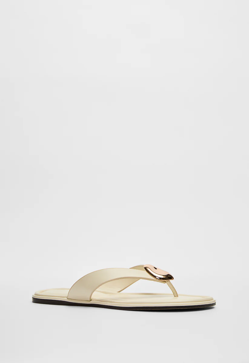 Kylie Flat Sandal - Image 3