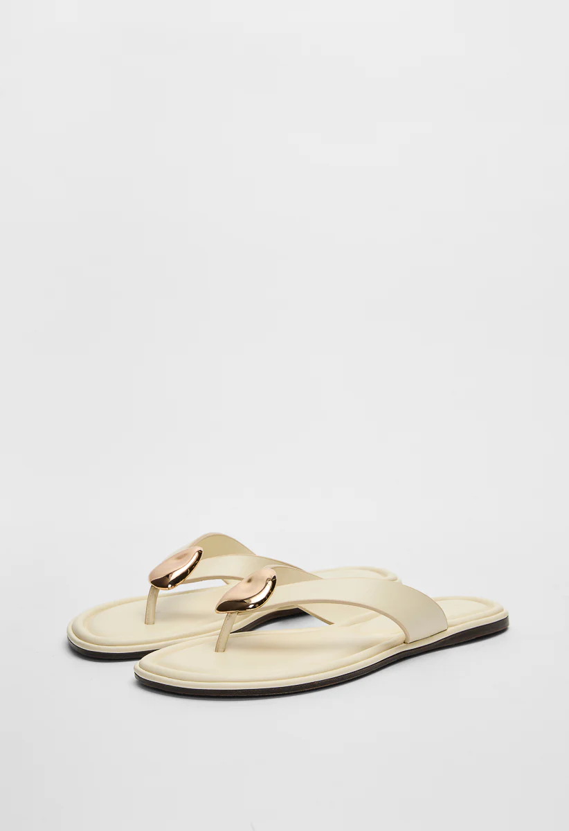 Kylie Flat Sandal - Image 5