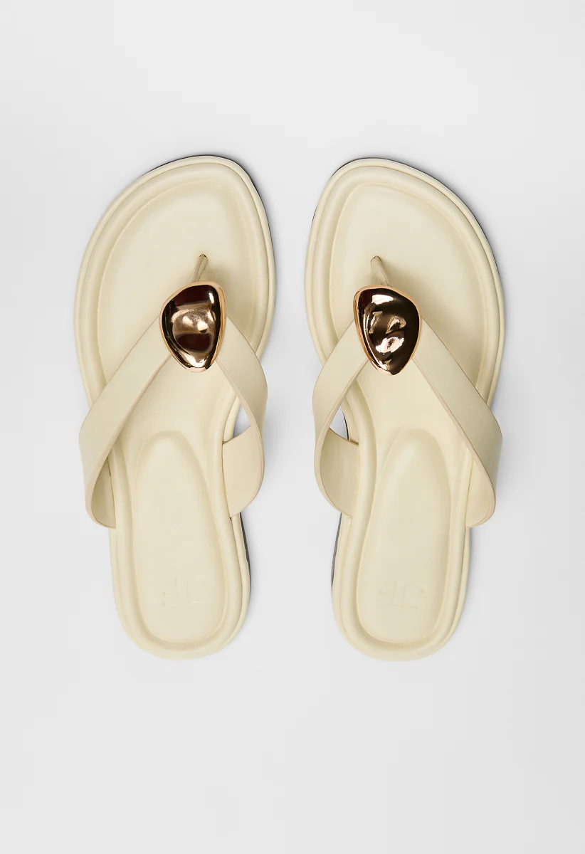 Kylie Flat Sandal - Image 6
