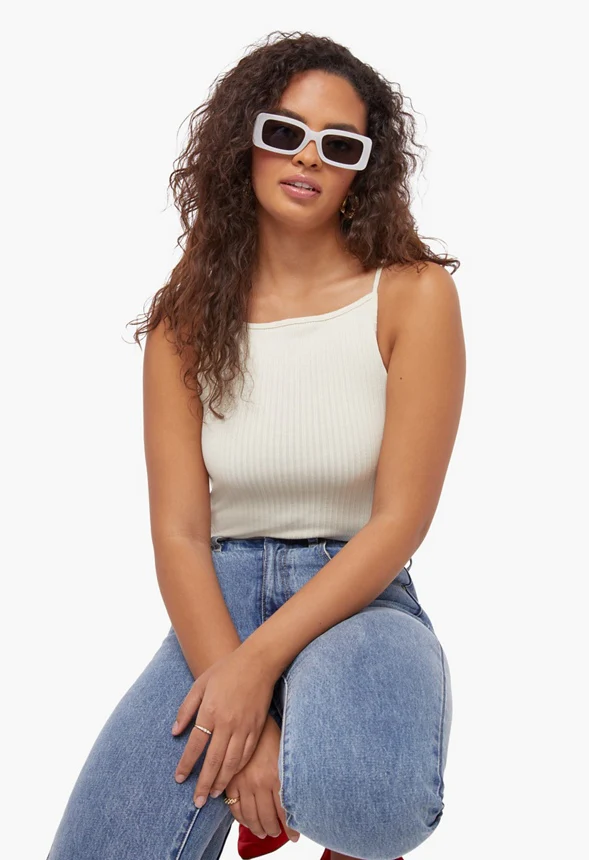 Large Rectangular Sunglasses - Image 4