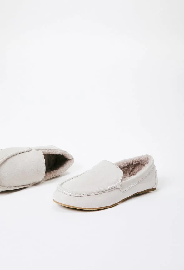 Laurel Fuzzie Slipper - Image 5