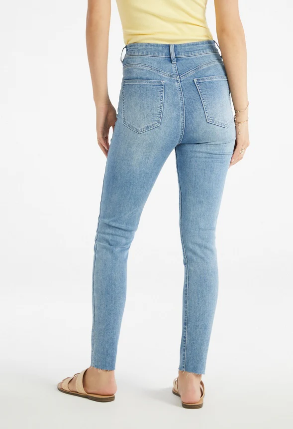 Lauren High-Waisted Curvy Tummy Tamer Jeans - Image 2