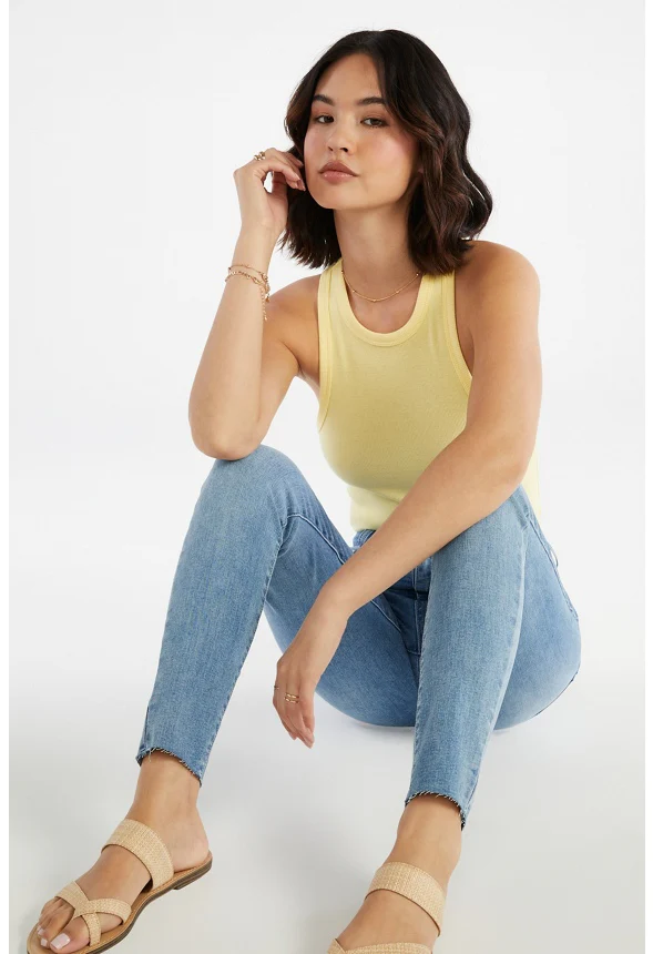 Lauren High-Waisted Curvy Tummy Tamer Jeans - Image 4