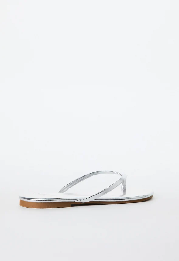 Layla Flat Thong Sandal - Image 5