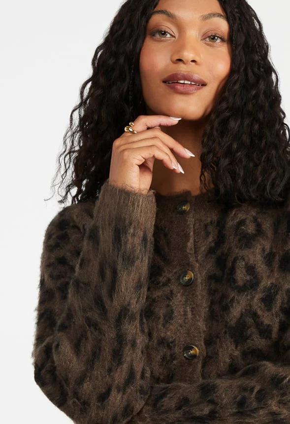 Leopard Jacquard Cardigan - Image 4