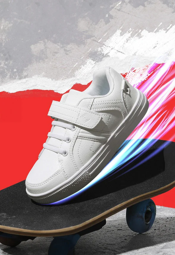 Lightweight Fashion Sneaker - Image 3
