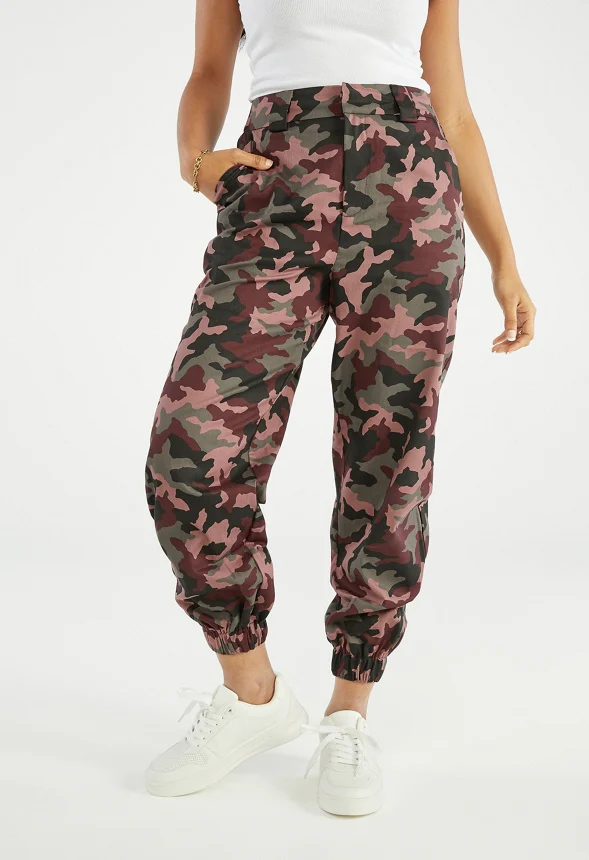 Lightweight Relaxed Fit Cargo Joggers