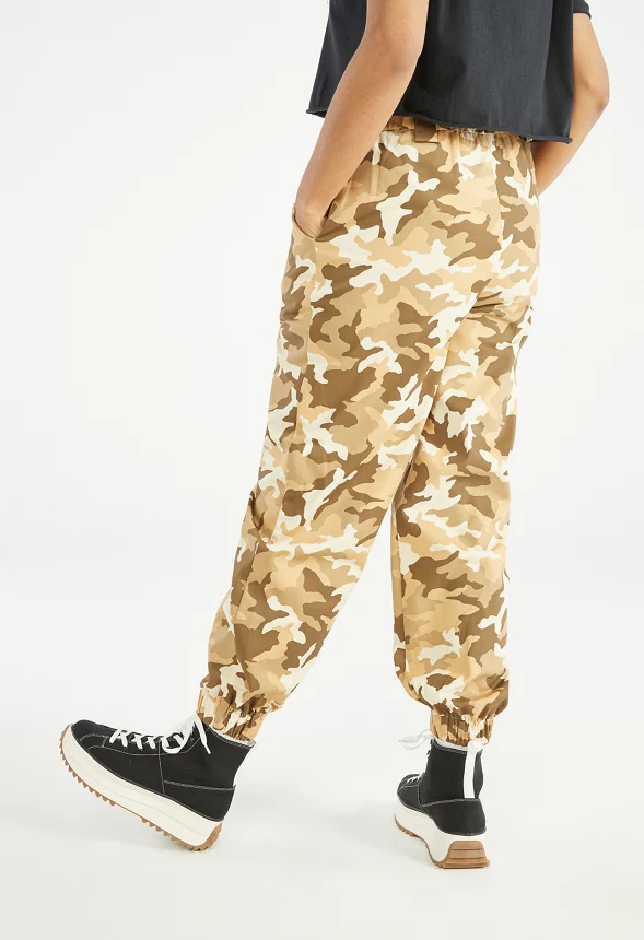 Lightweight Relaxed Fit Cargo Joggers - Image 2