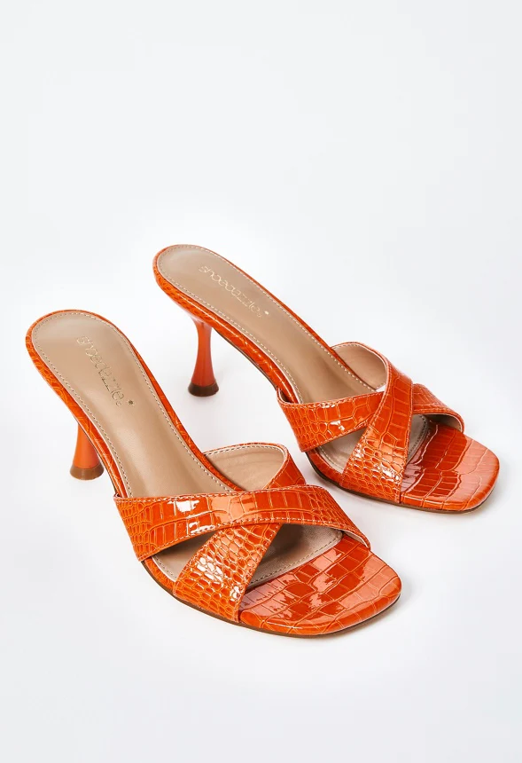 Lilia Heeled Sandal - Image 6