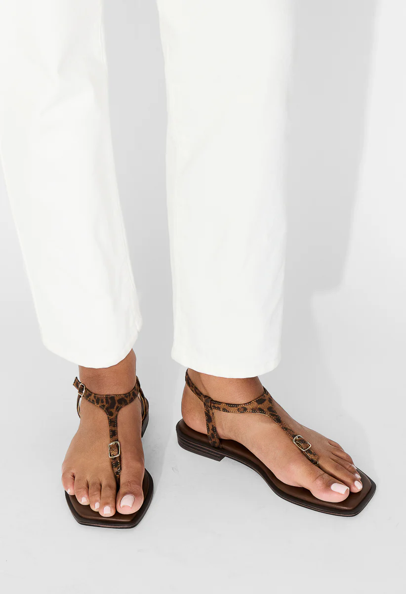 Lillie Flat Sandal - Image 2