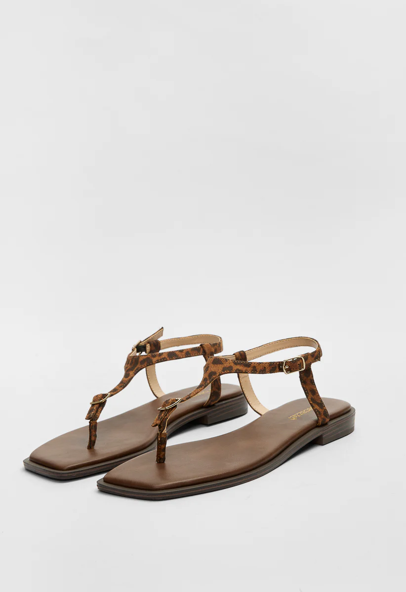 Lillie Flat Sandal - Image 5