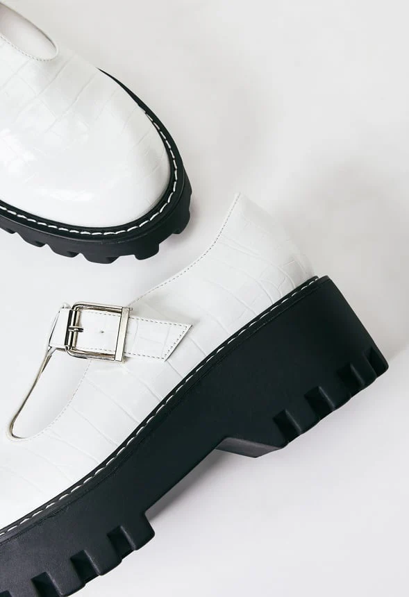 Liv Flat Loafer - Image 6