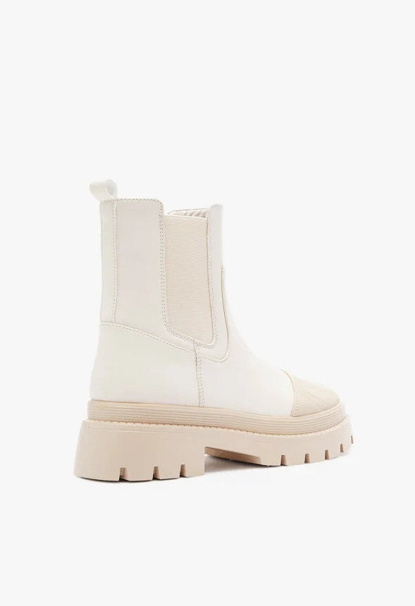 Livvy Lug Sole Boot - Image 3