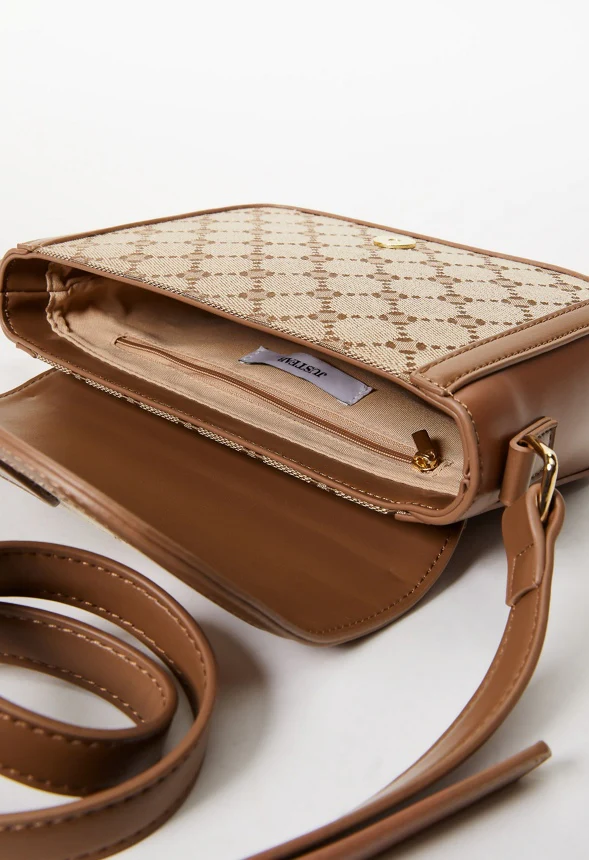 Logo Hardware Saddle Bag - Image 6