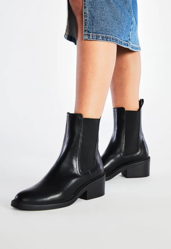 Loren Chelsea Bootie - Image 2