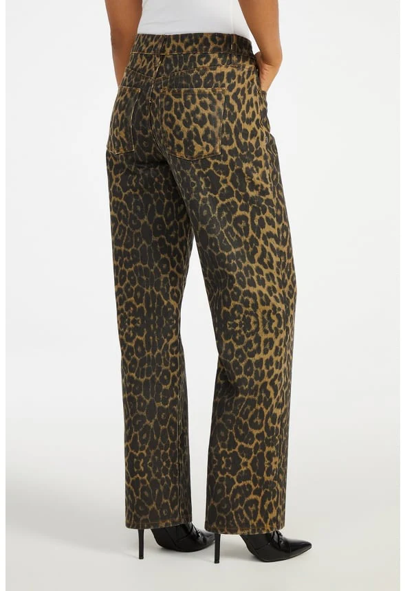 Low Rise Straight Leg Denim Jeans - Image 2