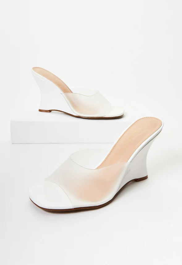 Lucie Wedge Sandal - Image 7