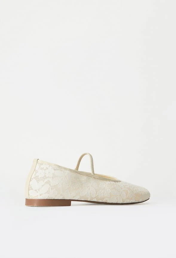 Lucy Mary Jane Flat - Image 5