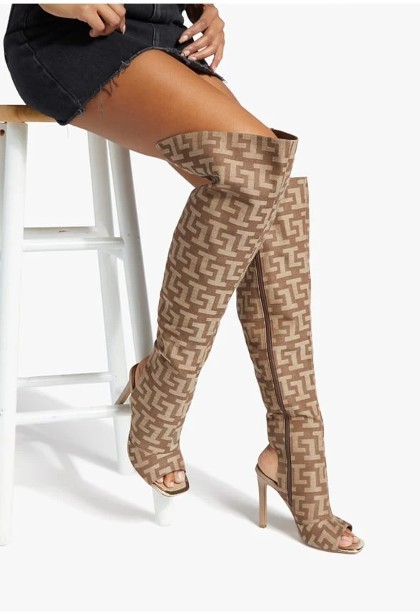 Lynx Heeled Boot - Image 2