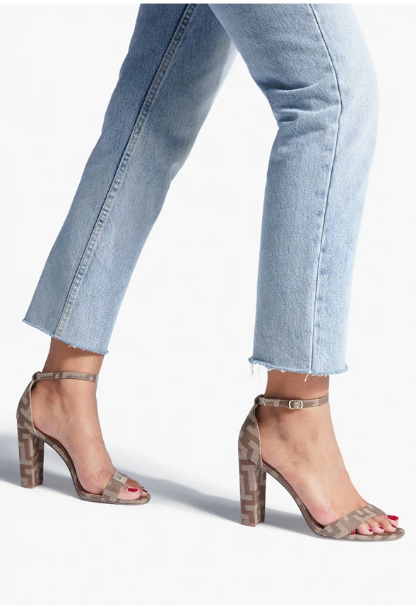Lyvia Classic Heeled Sandal - Image 2