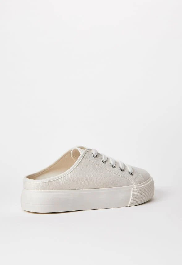 Macy Flatform Sneaker - Image 4