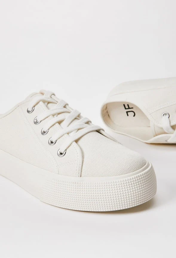 Macy Flatform Sneaker - Image 6