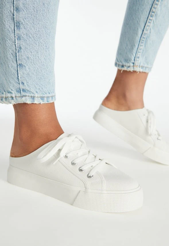 Macy Flatform Sneaker - Image 7