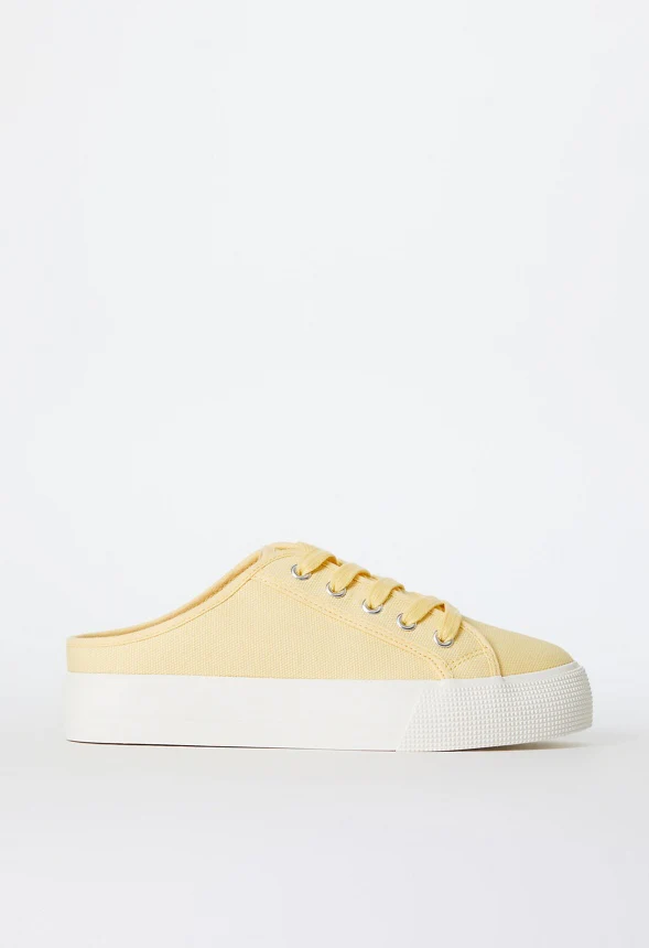 Macy Flatform Sneaker - Image 4